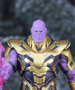 figura thanos de titan